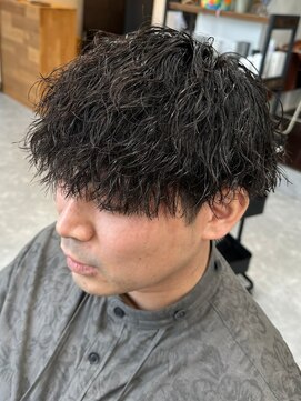フゥ 宇都宮(FeU) 波巻きパーマメンズパーマメンズヘアツーブロックツイストパーマ