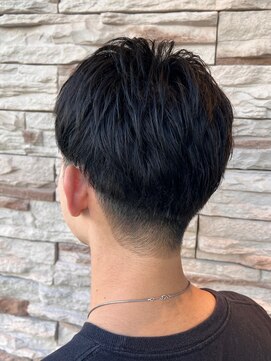 レナークアリア(LENAHC ARIA) メンズ刈り上げショートカットマッシュスタイルブルーブラック