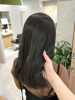 ソルア 上本町(solua) オリーブカラー / 赤み消しカラー