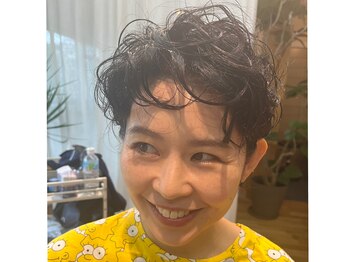 RED HOUSE hair cut & eye lush【レッドハウス】