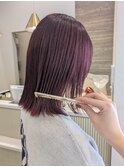 パープル ボブ ブリーチ 外はね 切りっぱなし 顔まわり