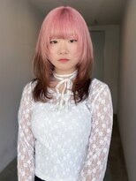 イロウ 天神大名店(IROW)&nbsp;ハイトーンピンク ウルフレイヤー ブリーチ 20代【天神大名】