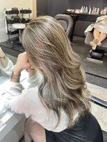 ブレンド 渋谷(BLend)&nbsp;ホワイトグレージュミニウルフデジタルパーマチェリーブラウン