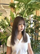 プカナ ラ(pukana_La)&nbsp;レイヤーカット×ベージュカラー