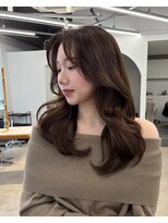 ミーナ バイ アーバン(Meena by urban.)&nbsp;【stylist AIKA】明るめブラウンとレイヤースタイル