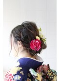 フラワーアクセントの成人式セレモニーアップ