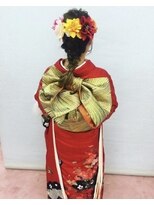 スーリール 博多店(Sourire) 成人式、卒業式、編み下ろしねじり編み込みヘア