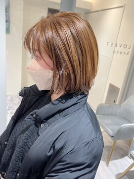 ラベスト キョウト(LOVEST) 横顔が美しいスリークボブ