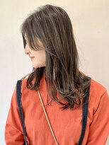 フォーク FOLK&nbsp;【FOLK】透明感グレージュ☆似合わせゆる巻き外ハネミディアム♪