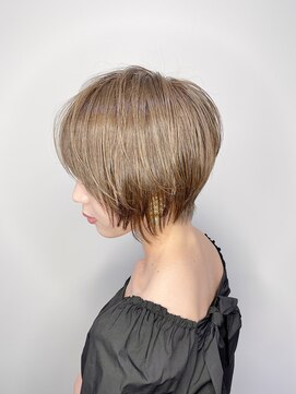 ラスト(Lust) ♯ハンサムショート♯イルミナカラー