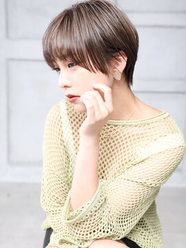 クラッチ 天王寺(CLUTCH) 大人可愛い２０代３０代４０代小顔　グレージュ I2