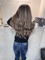 キング 梅田(K!ng)&nbsp;【梅田】ホワイトハイライトハイライトカラーホワイトカラー