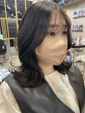 マリアバイアフロート(Maria by AFLOAT) 【シースルーバング×くびれヘア】