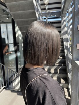 テラスヘアラボ 新潟駅南(TERRACEhairLab.) 【透明感アッシュグレー】