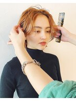 ハンサムショート　ショートボブウルフ　オレンジブラウンカラー