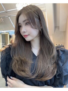 ロンド ラマ 岐阜(Lond bla-ma) レイヤーカット/顔まわり/髪質改善/センターパート 315