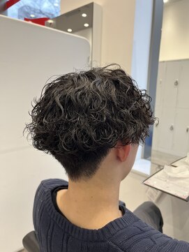 オーシャントーキョー 仙台(OCEAN TOKYO) 波巻きパーママッシュツイスパ刈り上げセンターパート