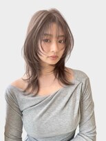 ユーフォリア 新宿通り(Euphoria)&nbsp;大人かわいい小顔くびレイヤーエモージュ20代30代40代ミディアム