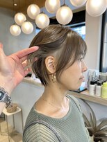 ロンドアジュール 横浜(Lond azur)&nbsp;★インナーカラーと大人美人ショートの相性◎グレージュカラー！