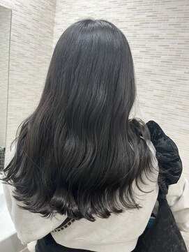 ティアラ 桜木町(TIARA) ウェーブ巻き下ろし