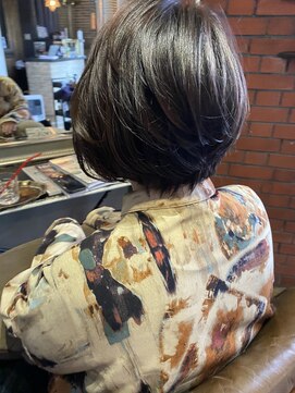 ブリックアブラック(BRIC A BRAC hair garage) 小顔ショートボブ