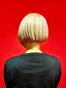 テントー 大泉学園店(Tento-) 光沢ハイトーンボブ