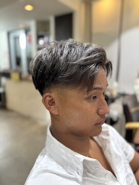 ノンヘアー(non hair) メッシュフェードカット