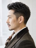 サーカス バイ ビュートリアム 青山(CIRCUS by BEAUTRIUM) 大人メンズのルーズショートパーマ