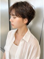 トリッカ 銀座(tricca)&nbsp;コンパクトショート/耳掛け/ベージュブラウン/丸みショート