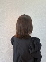 シロ(SHIRO)&nbsp;ミディアムヘア