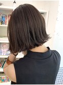 クセ毛/ボブ/アッシュブラウン/大人カジュアル/切りっぱなし