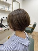 丸みのあるショート。