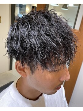 フリーク バーバーショップ 都島店(FREAK BARBER SHOP) 無造作ツイストスパイラルパーマツーブロックマッシュ