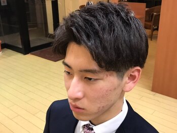 バンブー ヘアー コミュニケーションズ bamboo hair communicationsの写真/ご新規様カット+シェービング,マッサージ込¥4300/再来の方は¥4730☆落ち着いた空間の中でお寛ぎください♪