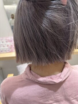 リアン(Lien) ぷつっとボブ×ホワイトグレー　HIROKI