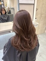 リリー(Lilley)&nbsp;《出永 彩花style》韓国ヘア-レイヤーカット/艶カラー/髪質改善