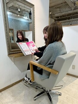 トッカ ヘアアンドトリートメント 赤羽店(tocca hair &treatment)の写真/【ライフスタイルや髪質に合わせた提案】いつまでも美しくいられるようにサロンケアからホームケアまで♪
