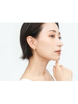 【高品質カラー×色長持ち技術】とにかく色長持ちが凄いと口コミ多数!更に傷み防止剤+トリートメント無料！