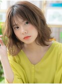 ■カーキベージュハイライトくせ毛風ボブ308公園20代30代40代