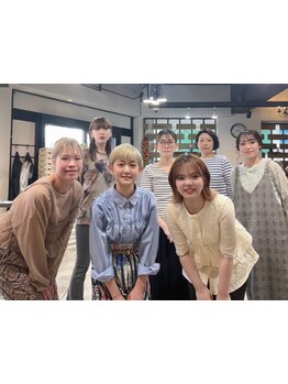 女性同士だからこそ共感できる髪のお悩みを解決！髪のお悩みや理想のスタイルなど何でも相談してみて♪