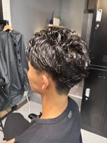 クート オム 南浦和(ku-to homme)&nbsp;タイトツーブロック×束感カール