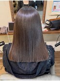 乾かしてまとまる柔らかいストレート