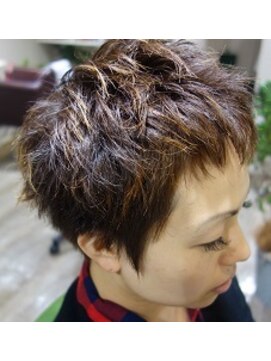 ロッキンヘアー(Rockin' hair) ガーリー・ベリーショート