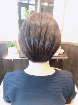 クレプティーク(Cleptique) スッキリショートボブ