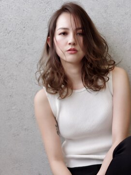 アンフェインド02(UNFEIGNED 02) クラゲヘアー/小顔に見せるヘア/ココアベージュ/伏見/栄