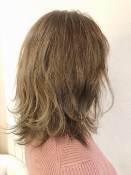 ネオリーブエム(Neolive em;) neolive em 柔らかカーキベージュ☆