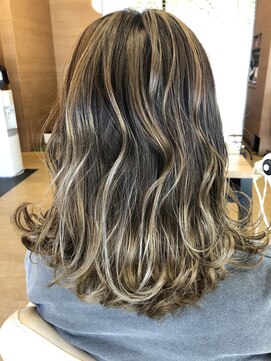 ベルポートヘア(Bellport hair) ☆外国人風バレイヤージュカラー☆