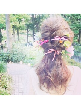 ブラウ ネイル パーティー(Blau Nail Party) ｒｉｂｂｏｎ　ハーフダウン