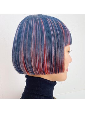 クク(QUQU) ミックスカラーボブ
