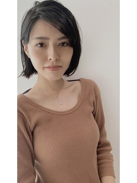アッシュ 千歳烏山店(Ash) 【大人女性におすすめ★】肩上切りっぱなしボブ
